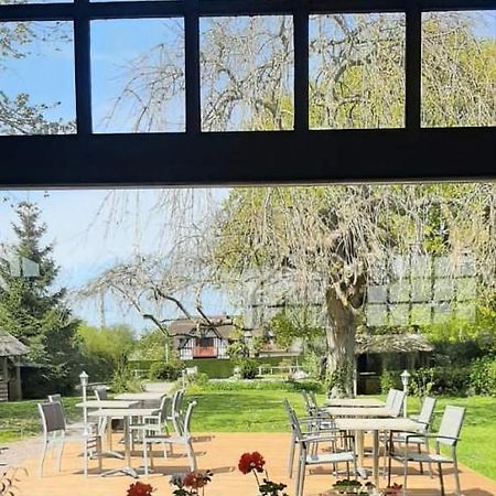 Logis Auberge Des Aulnettes 에루빌셍클레르 외부 사진