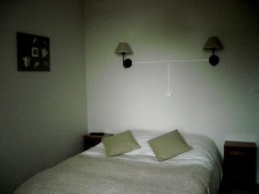 Logis Auberge Des Aulnettes 에루빌셍클레르 외부 사진