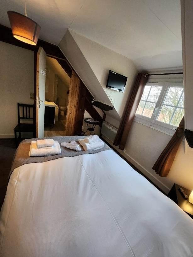 Logis Auberge Des Aulnettes 에루빌셍클레르 외부 사진